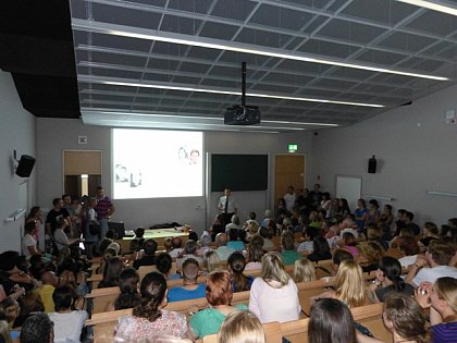 Vortrag von Dr. Semler im überfüllten Hörsaal
